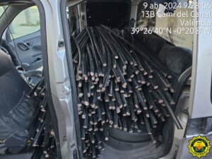 Cable robado en uno de los vehículos